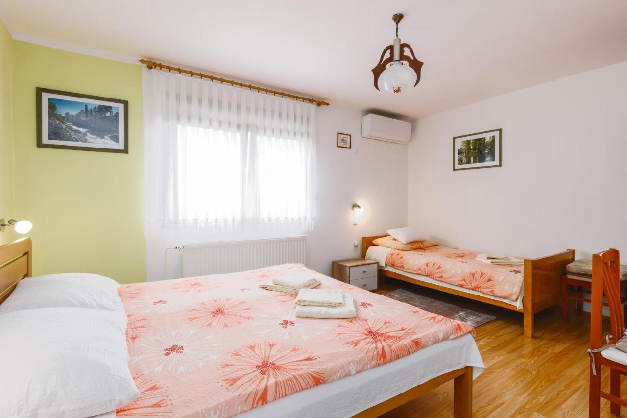 Apartment Zalac Slunj Bagian luar foto